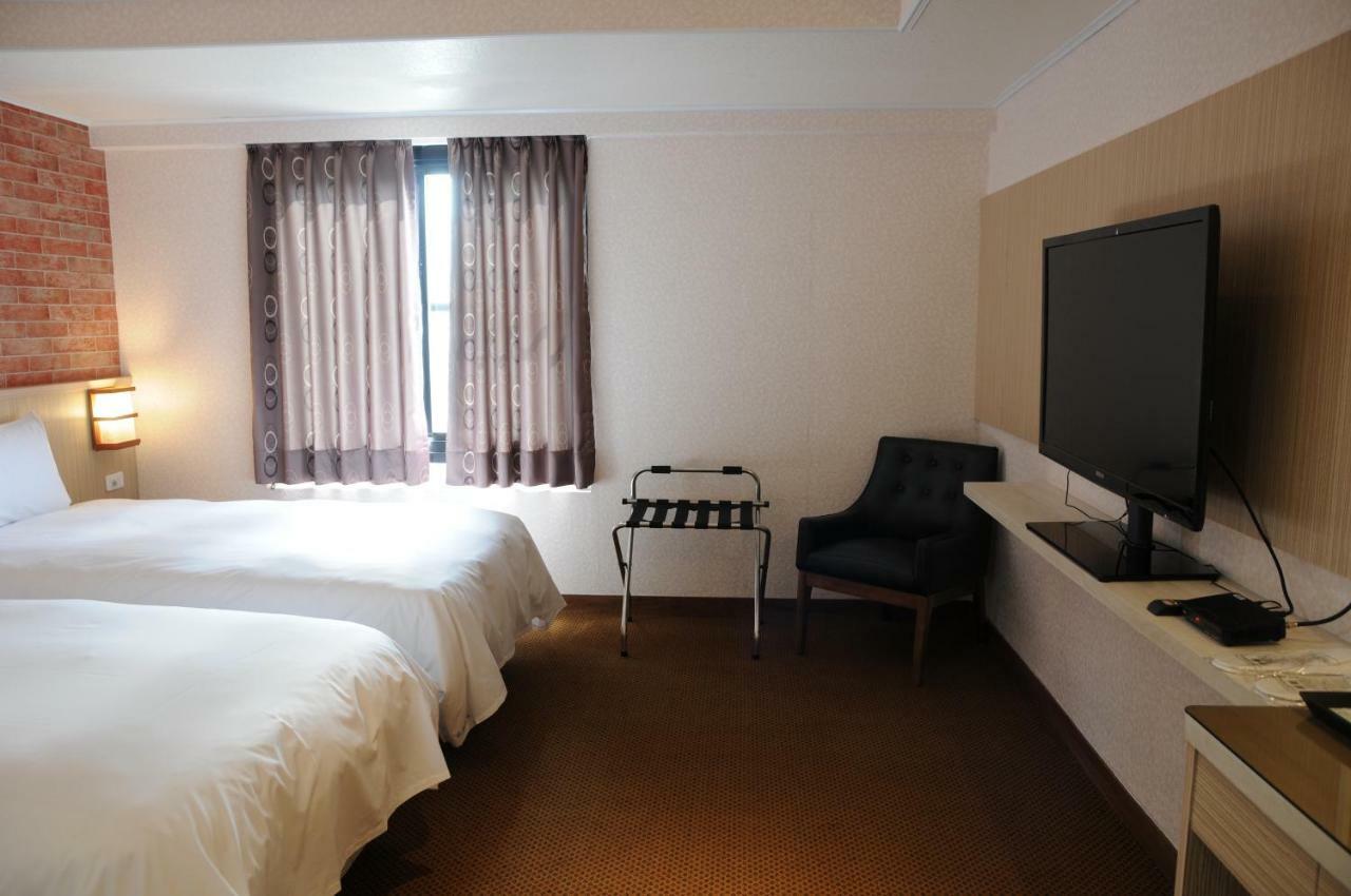Sung Tai Hotel Kaohsziung Kültér fotó