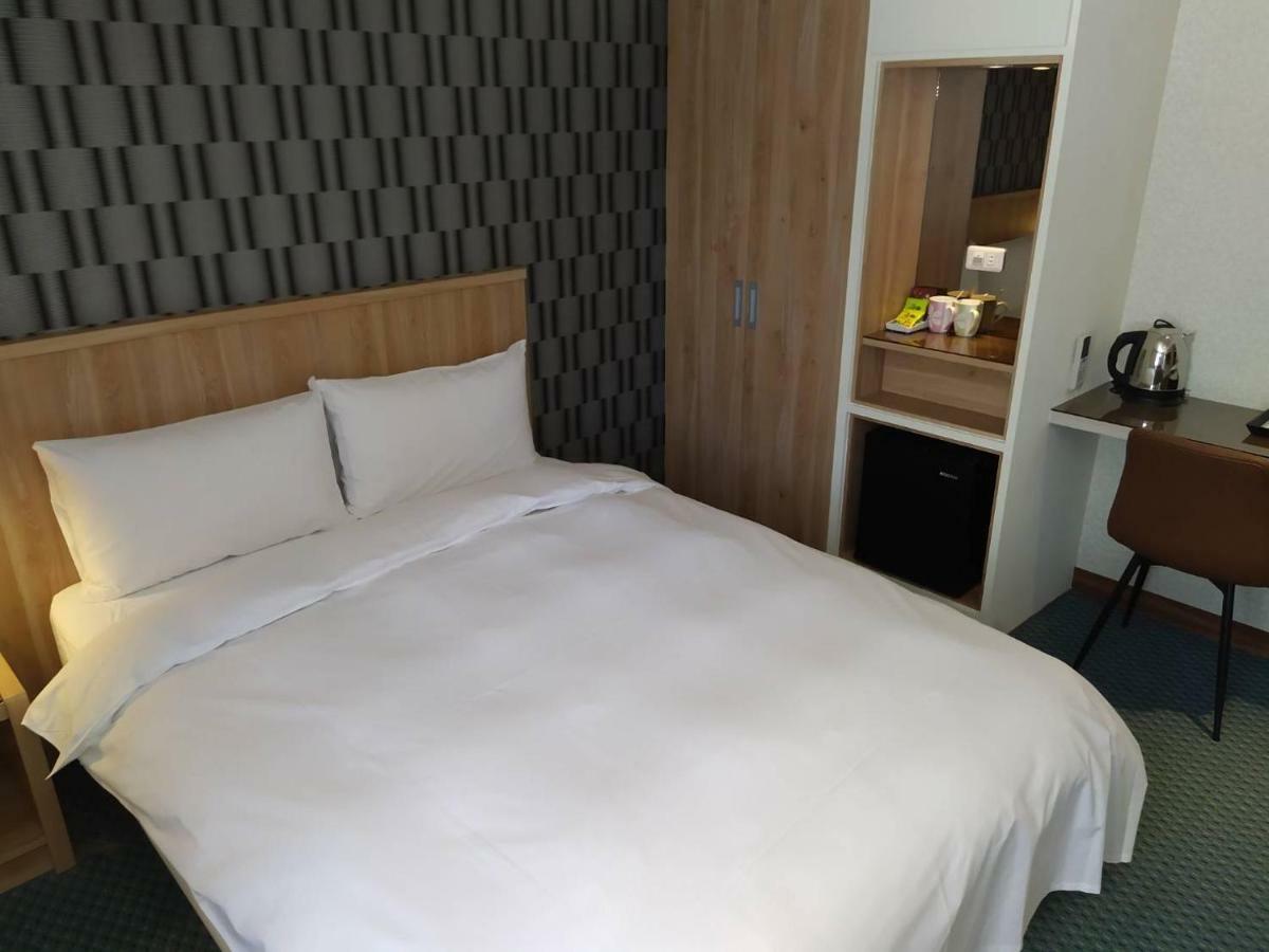 Sung Tai Hotel Kaohsziung Kültér fotó