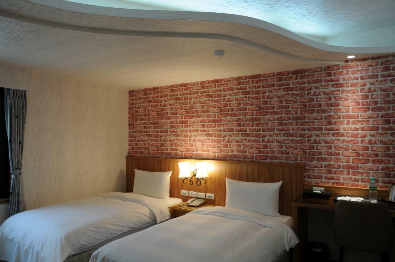 Sung Tai Hotel Kaohsziung Kültér fotó