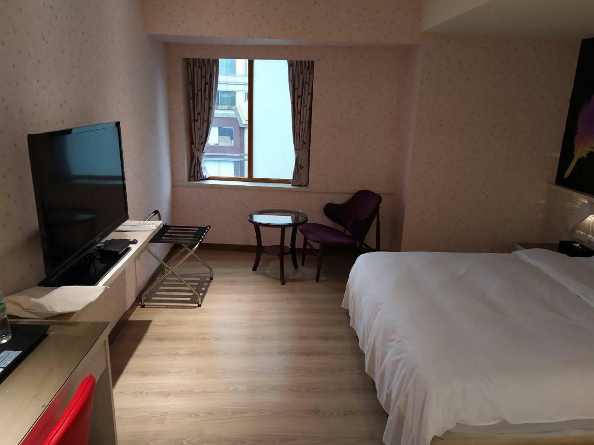 Sung Tai Hotel Kaohsziung Kültér fotó