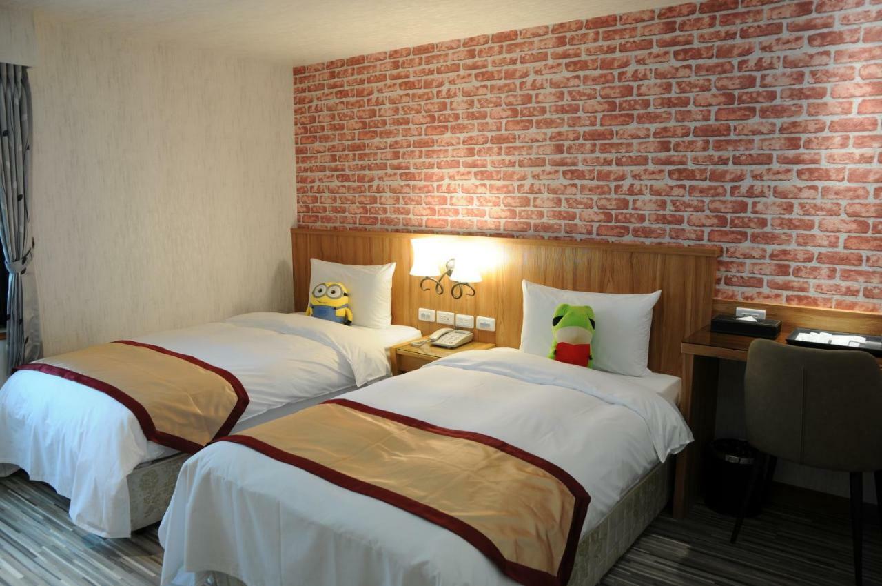 Sung Tai Hotel Kaohsziung Kültér fotó